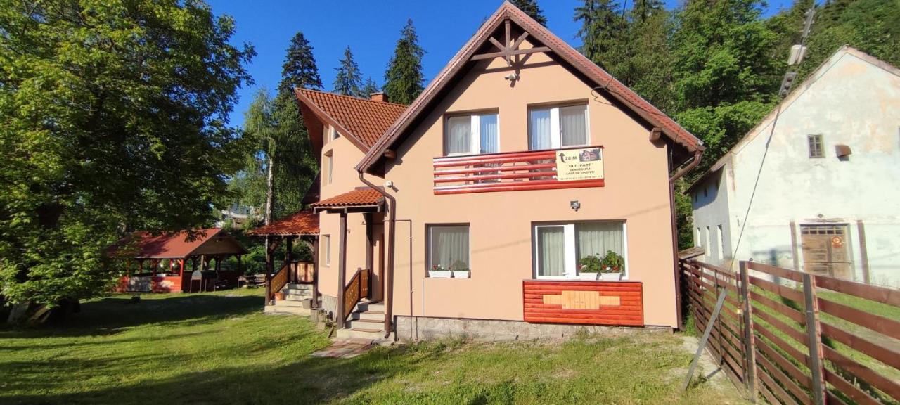 Olt-Part Vendeghaz Hotel BaileTusnad Exterior photo